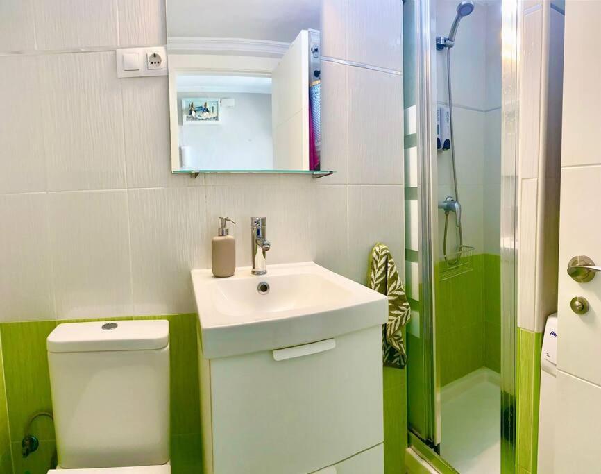 Apartamento Linda Apartment Torremolinos Exterior foto