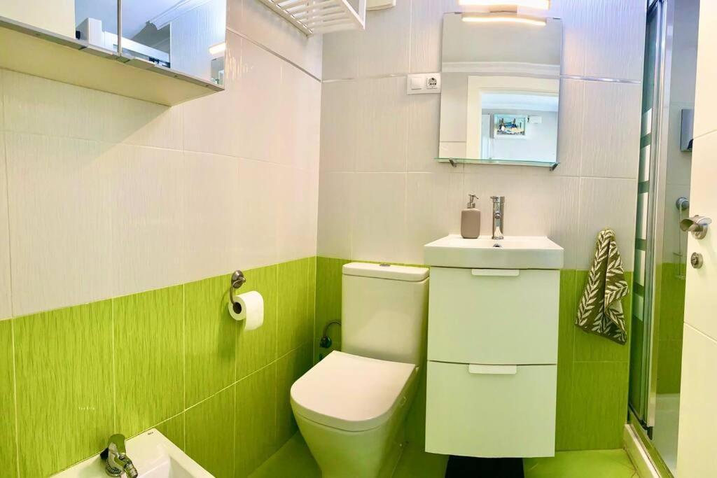 Apartamento Linda Apartment Torremolinos Exterior foto